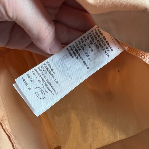 A&F Matching set - Poplin Volume Mini Skirt & Drama Collar Ruffle Poplin Top - Picture 4 of 6